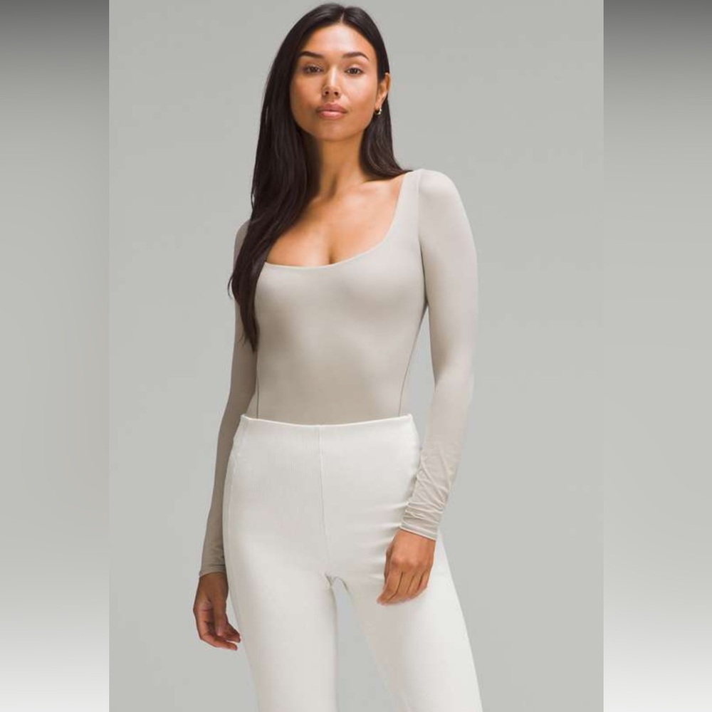 190. Lululemon Wundermost Ultra-Soft Nulu Square-Neck Bodysuit
Riverstone - Picture 3 of 4